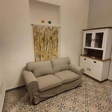 Apartment Civico Otto7 *